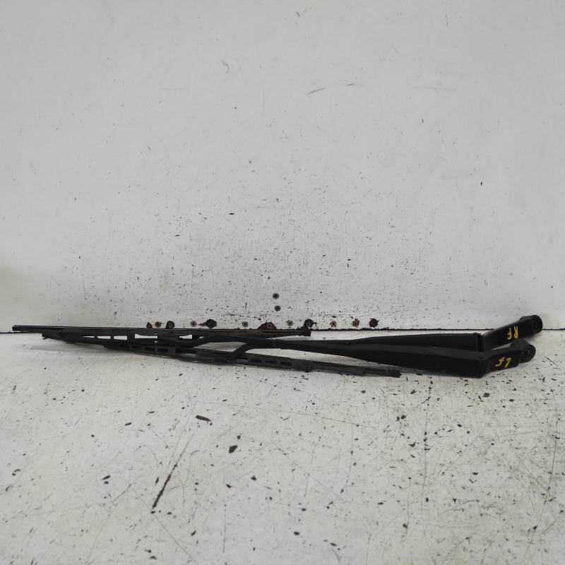 wiper arm