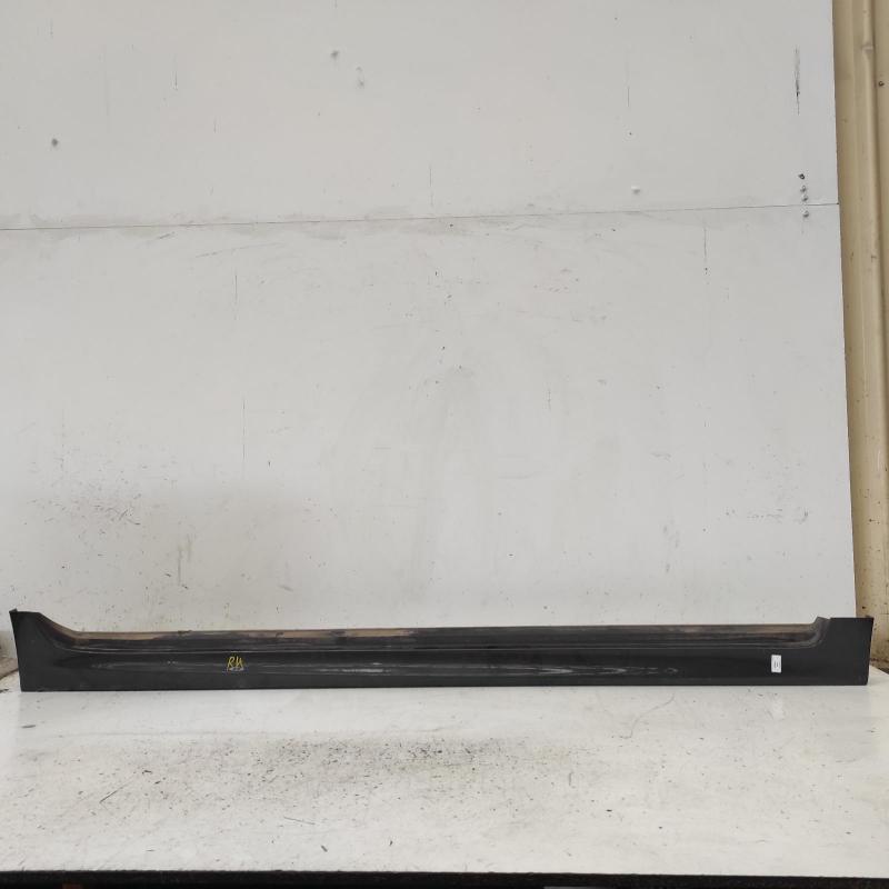 side step skirt