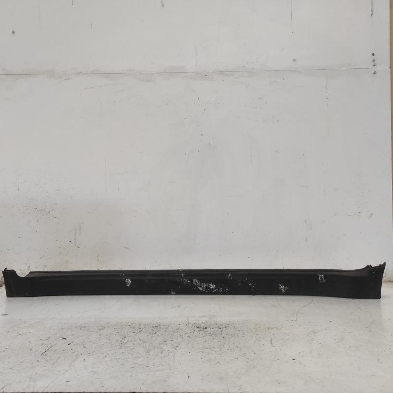 body/door mould