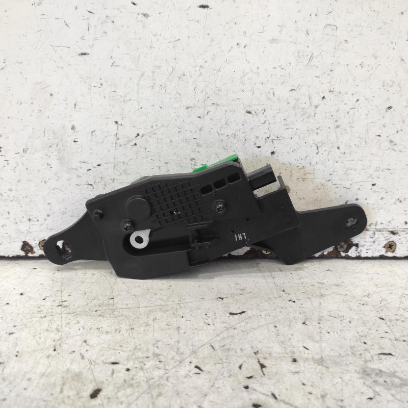 fuel door/filler