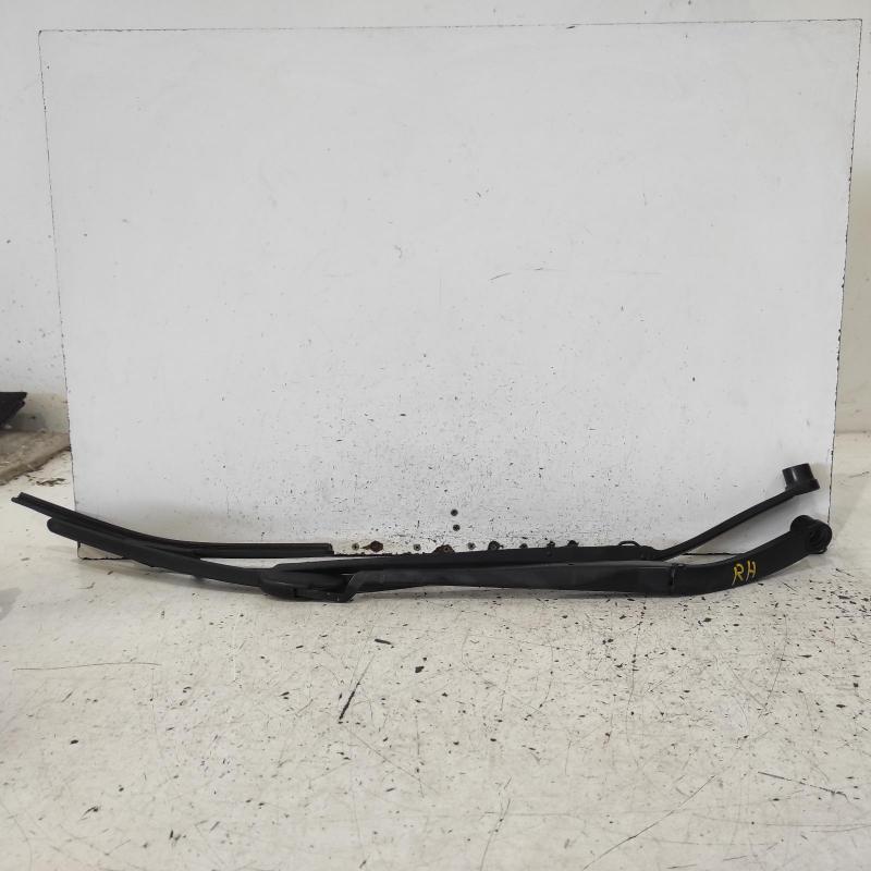 wiper arm