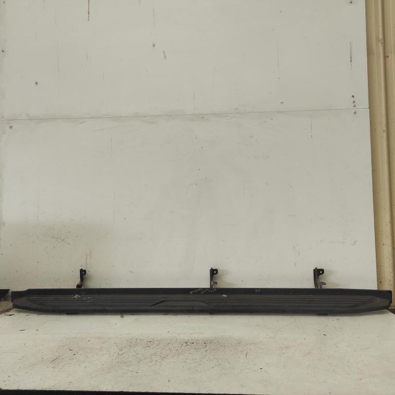 side step skirt