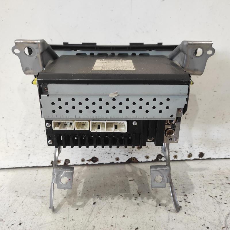 stereo/head unit