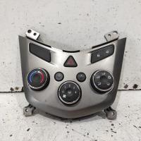heater/aircon controls
