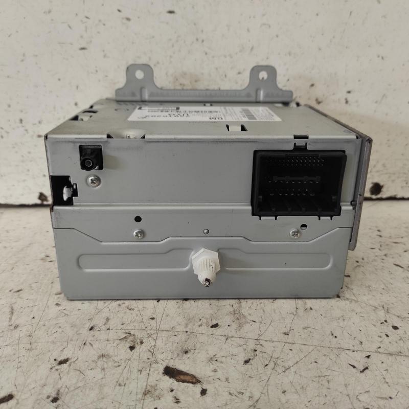 stereo/head unit
