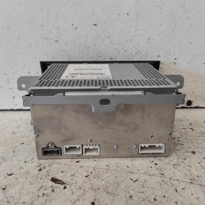 stereo/head unit