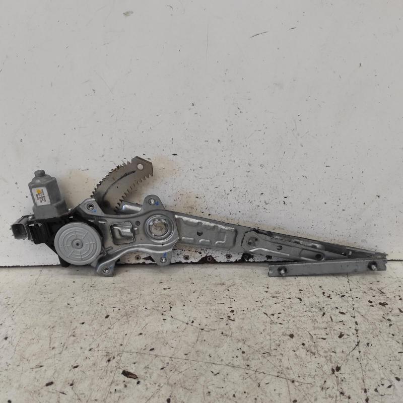 window regulator/motor rear right