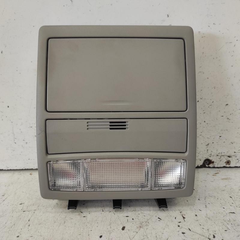 courtesy light