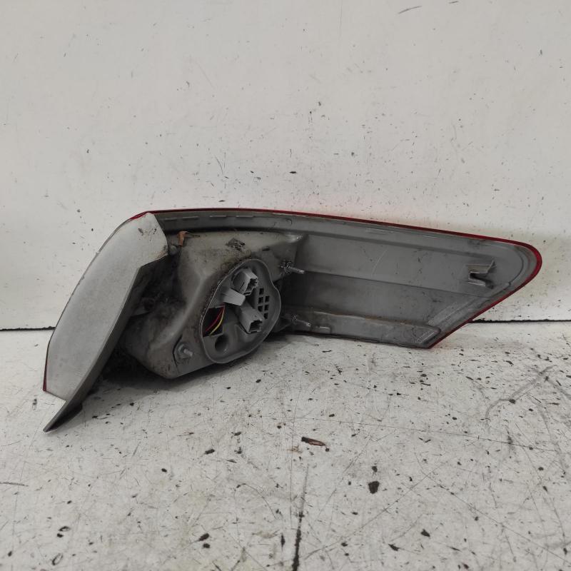 taillight left