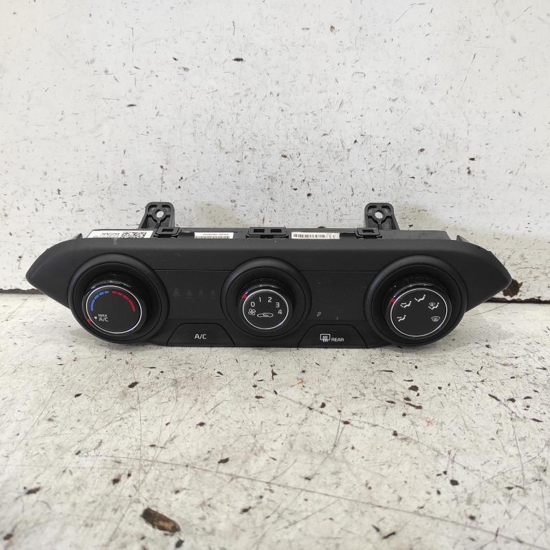 heater/aircon controls