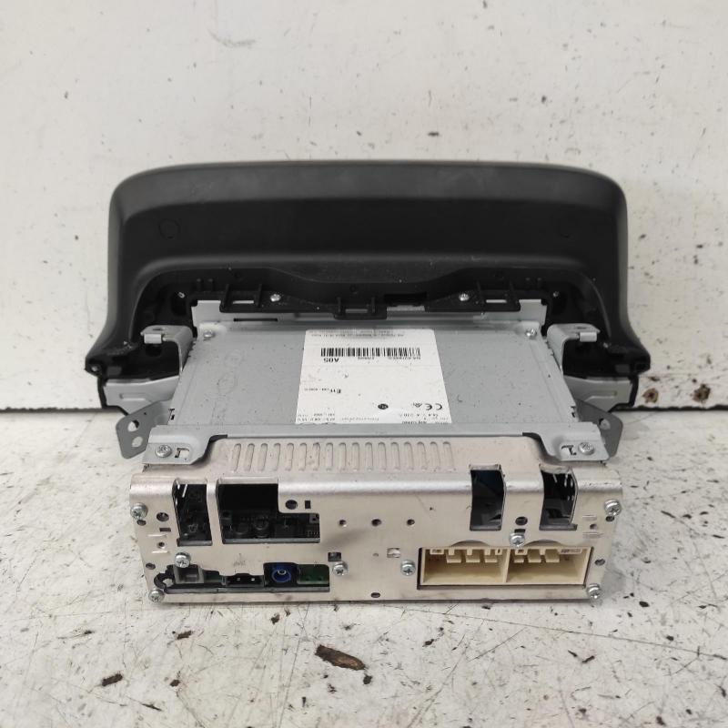 stereo/head unit