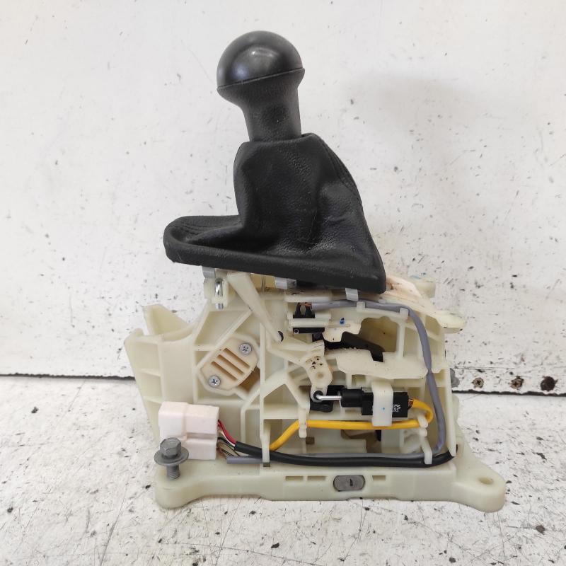 gear stick/shifter