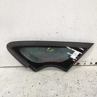quarter door glass front left