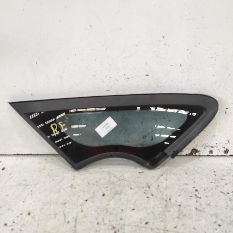 quarter door glass front right
