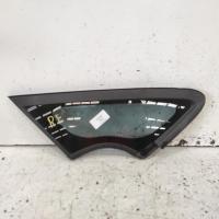 quarter door glass front right