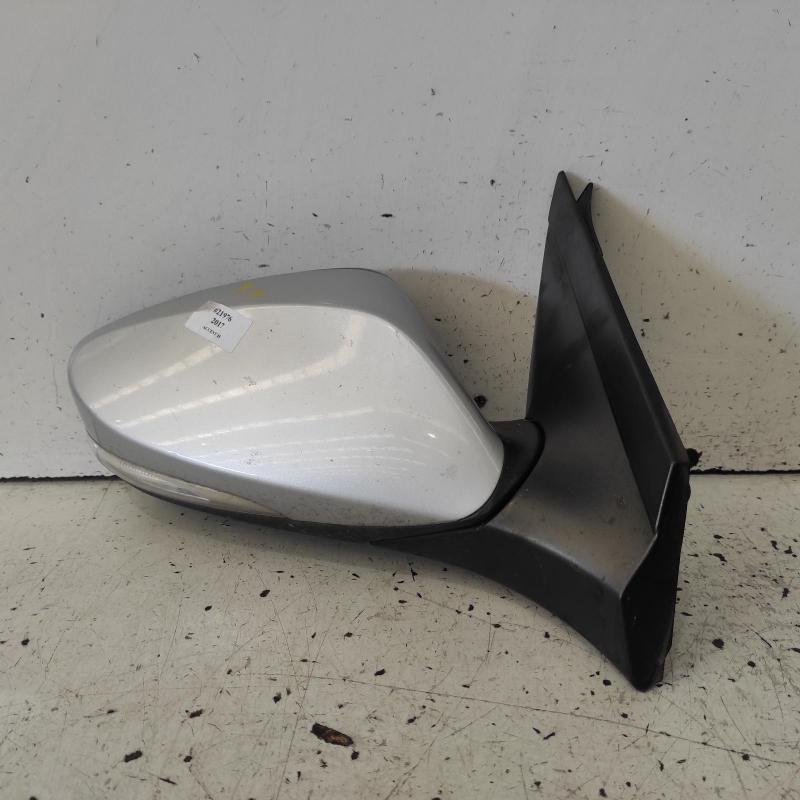 door mirror right