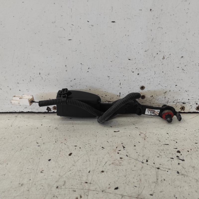 seat belt stalk