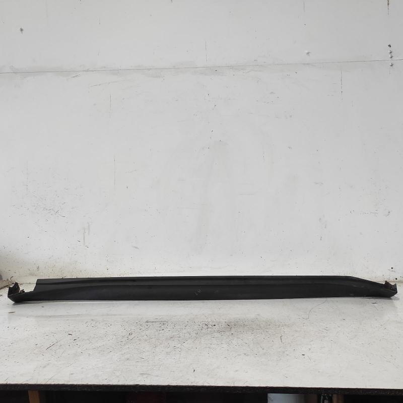 side step skirt