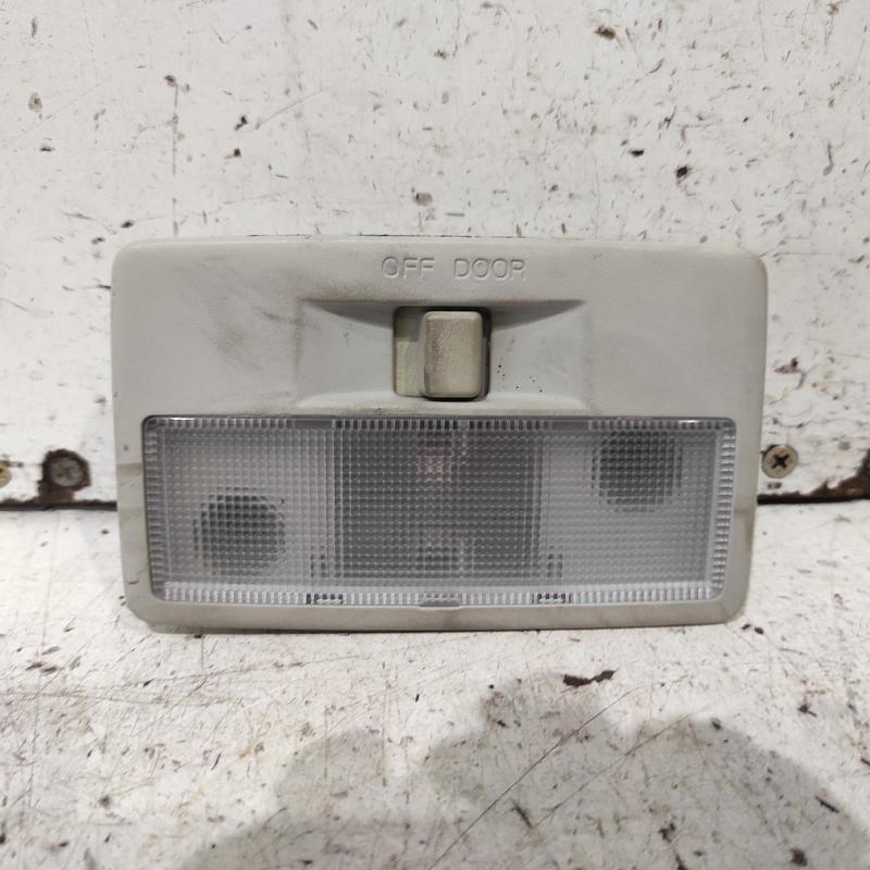 courtesy light