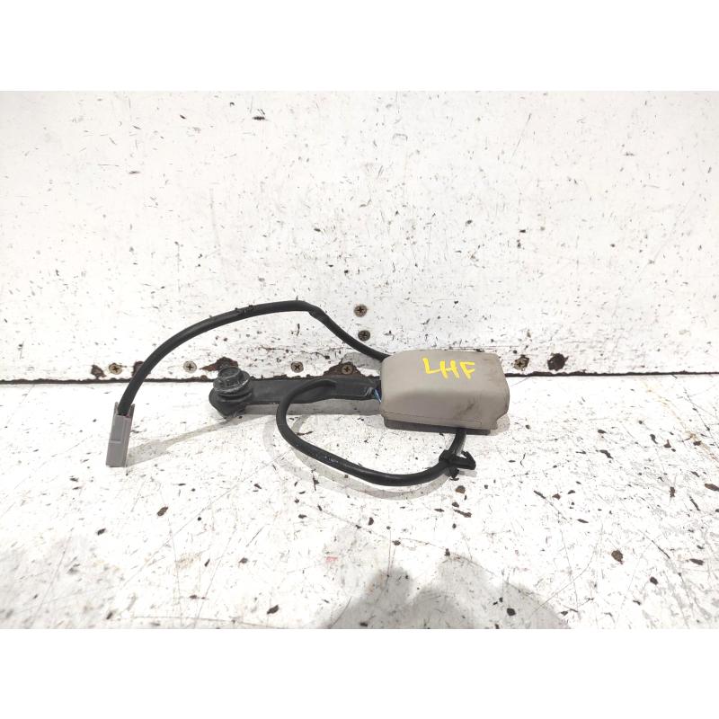 seat belt stalk