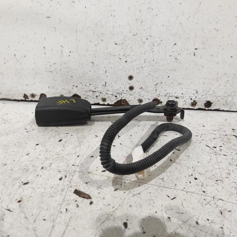 seat belt stalk