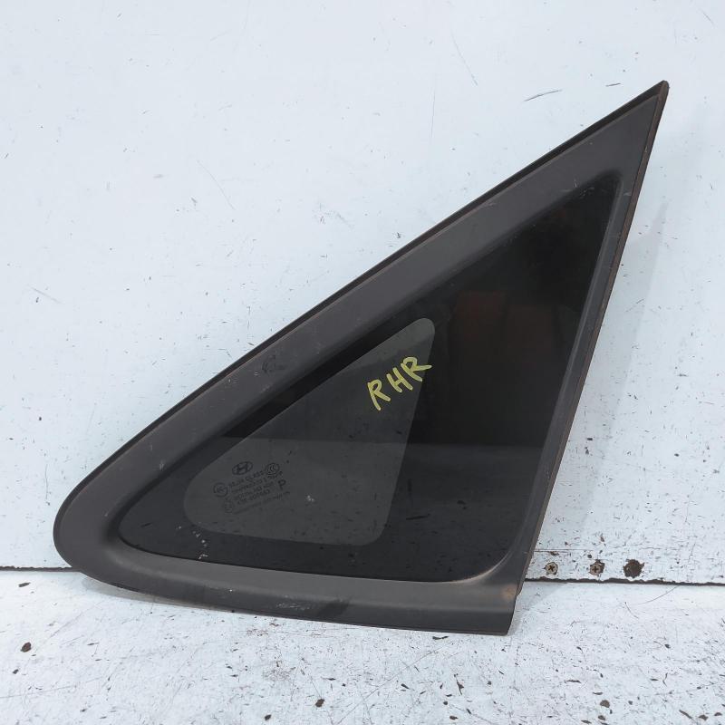 side glass rear right