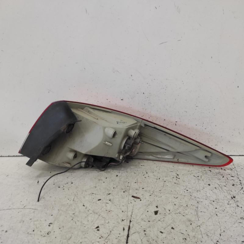 taillight left