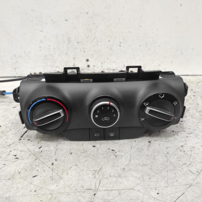 heater/aircon controls