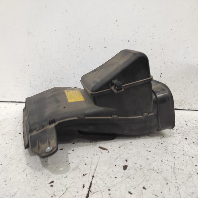 air cleaner duct/hose