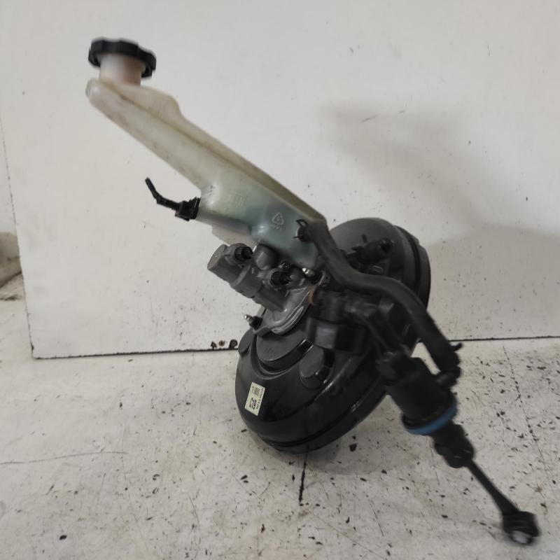 clutch master cylinder