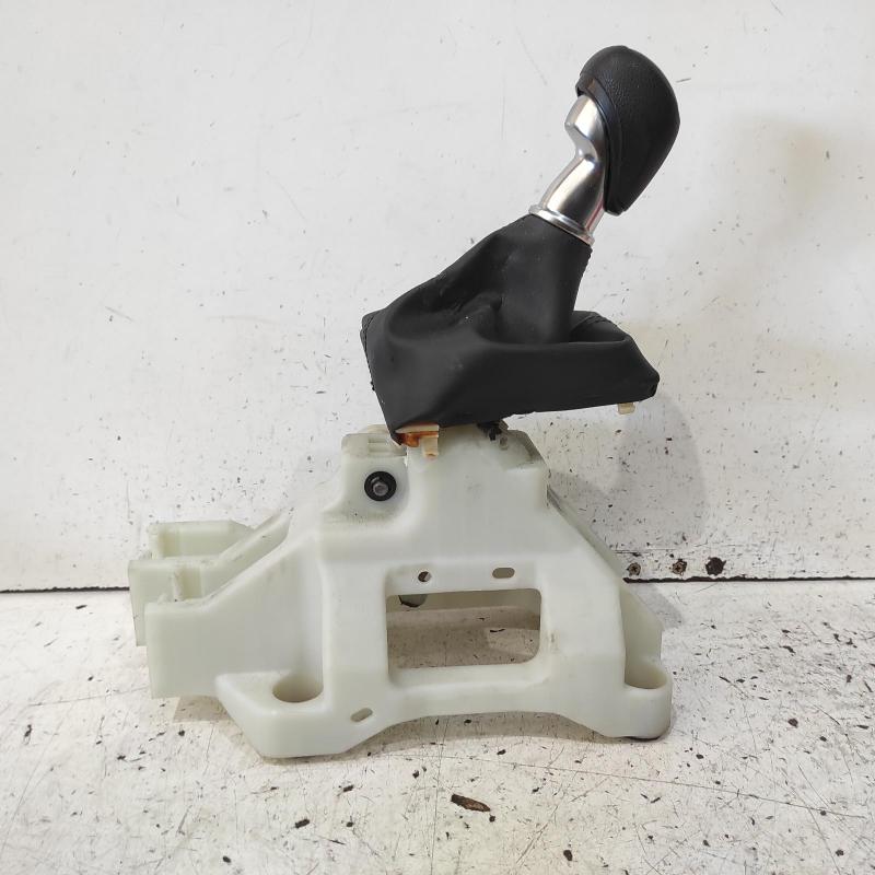 gear stick/shifter