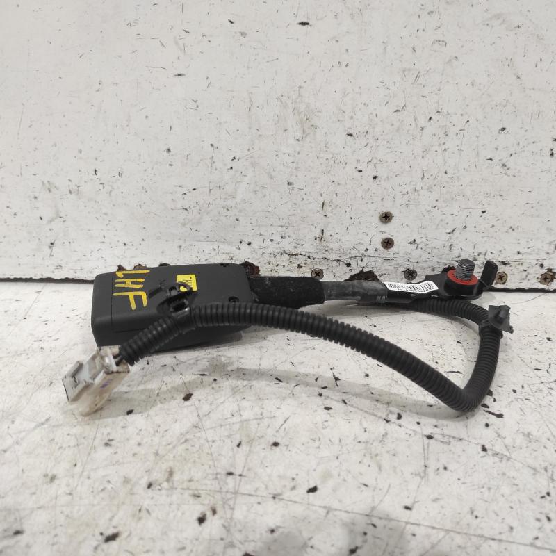 seat belt stalk