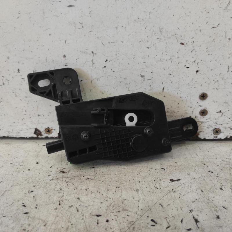 fuel door/filler