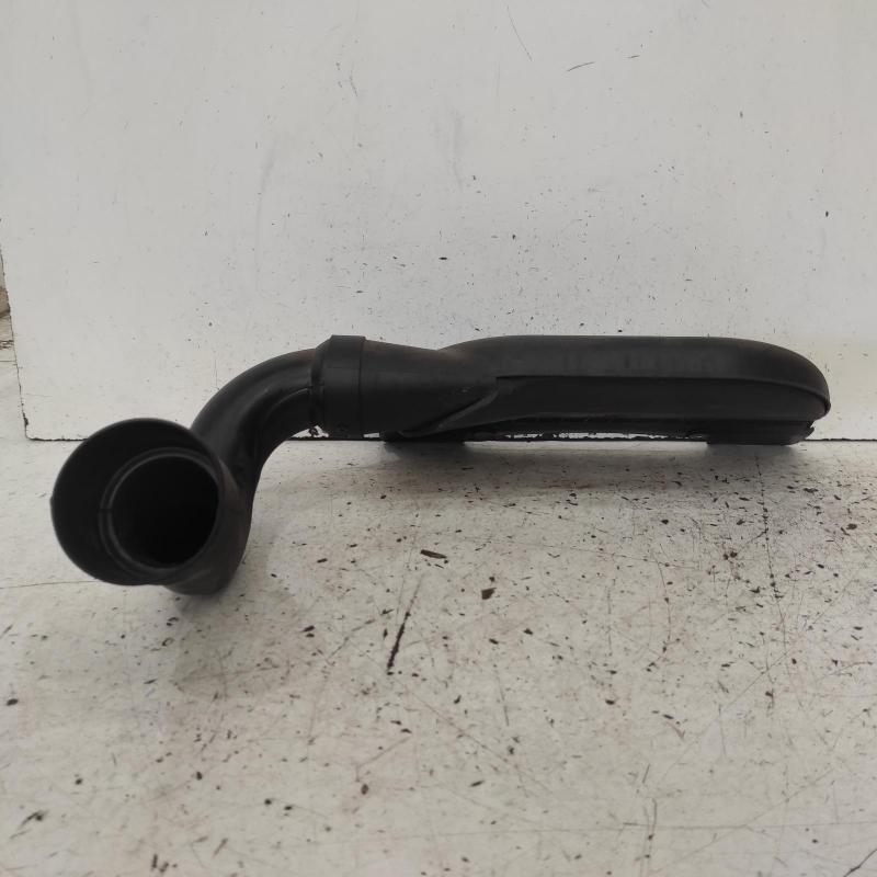 air cleaner duct/hose