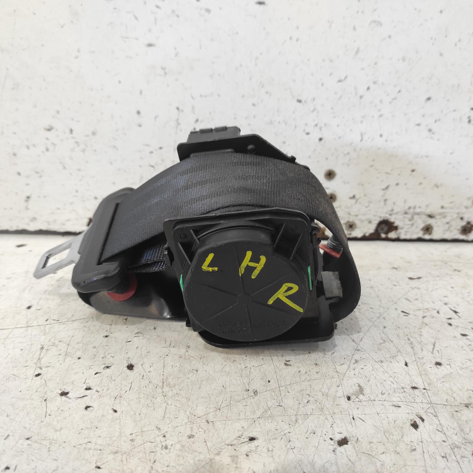 I30 Seat Belt Stalk 2012-2017 lh rear,seat belt only,gd,hatch,03/12-02/17 00021943 #691146