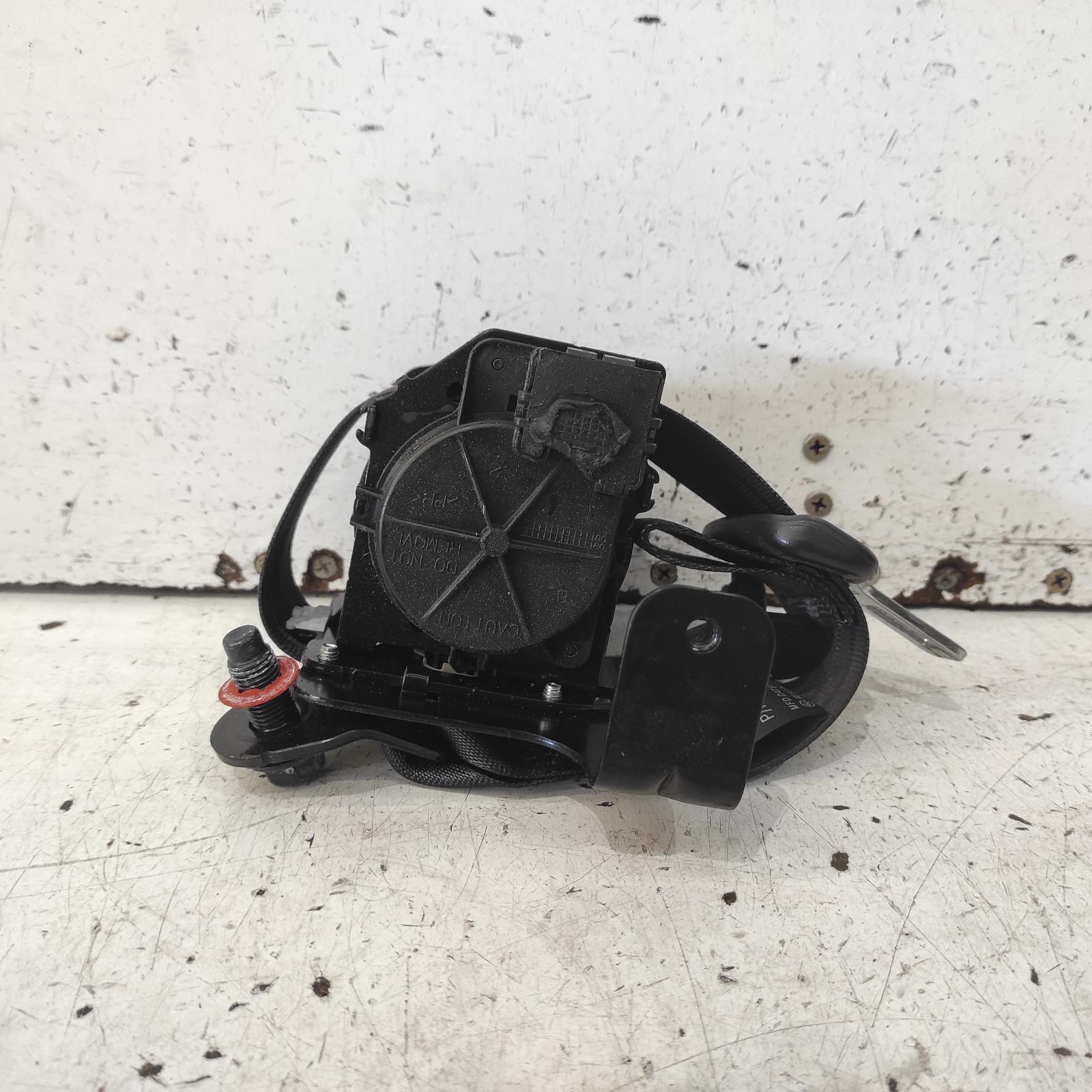 I30 Seat Belt Stalk 2012-2017 lh rear,seat belt only,gd,hatch,03/12-02/17 00021943 #691146