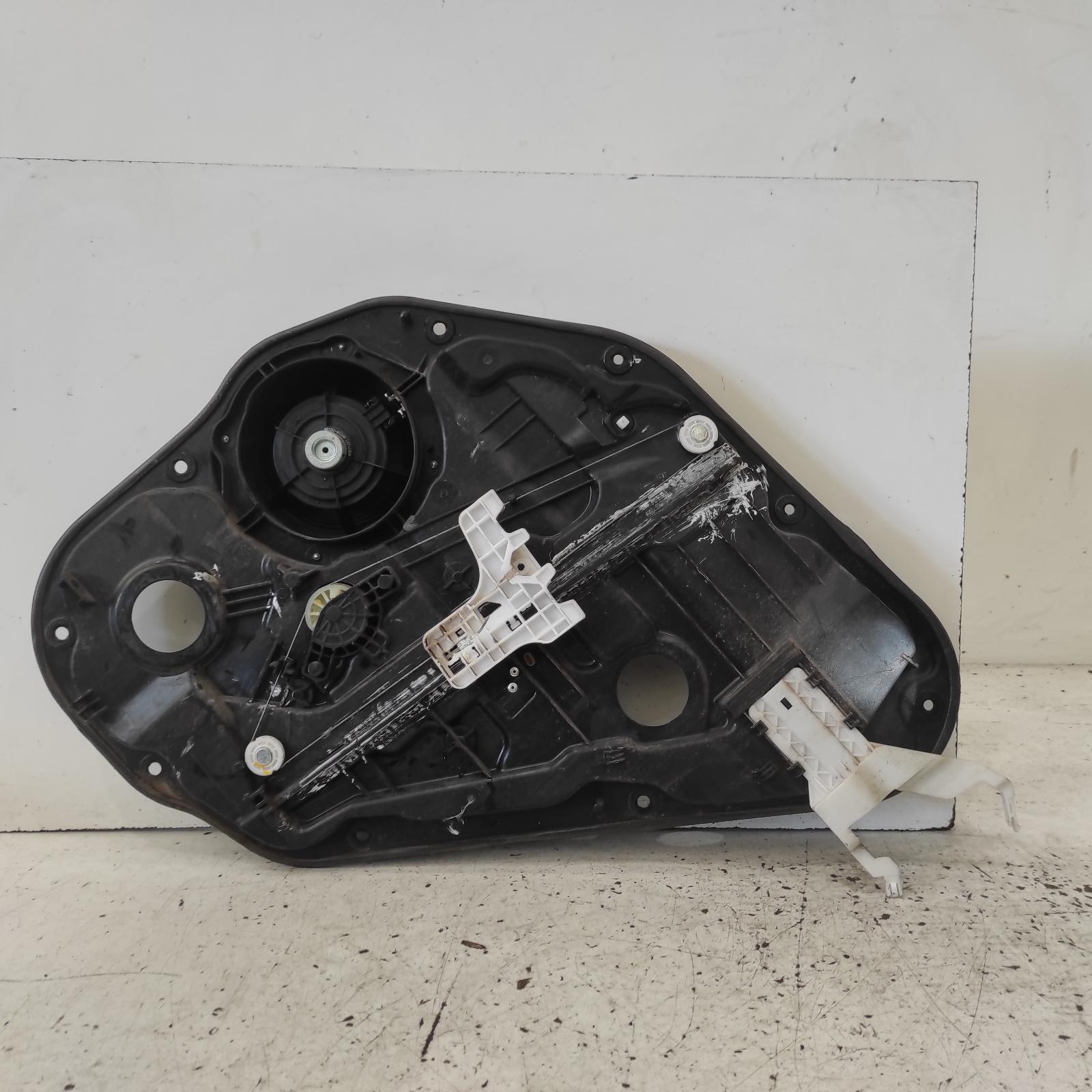 I30 Window Regulator/motor Rear Left 2012-2017 gd,hatch,door reg assy (reg and motor),(motor-2 pin),03/12-04/17 00021943 #691193