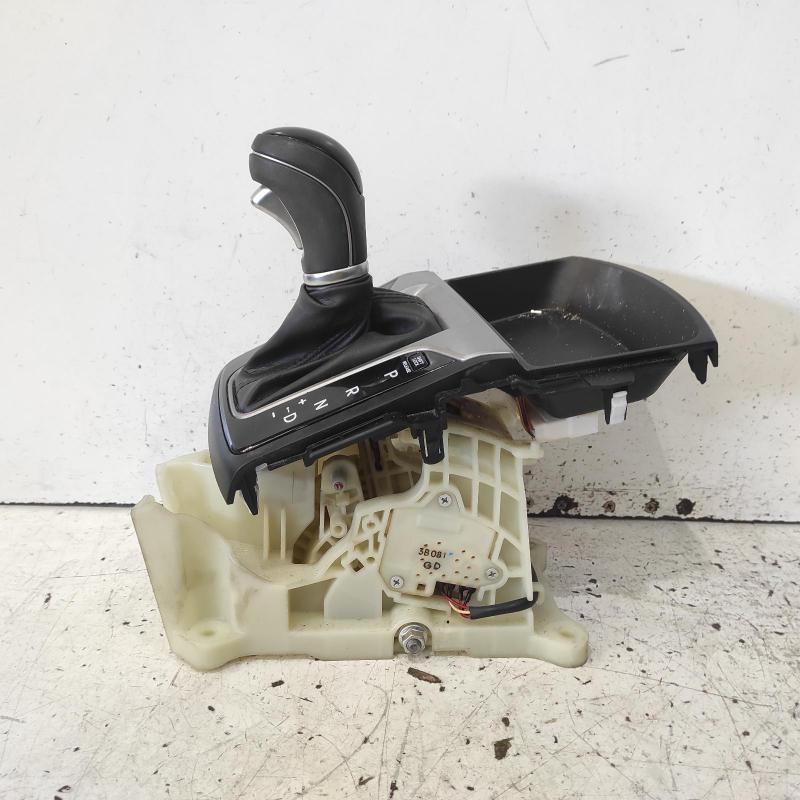 gear stick/shifter