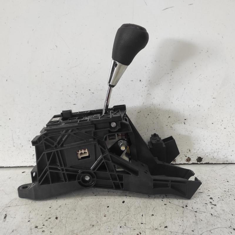 gear stick/shifter