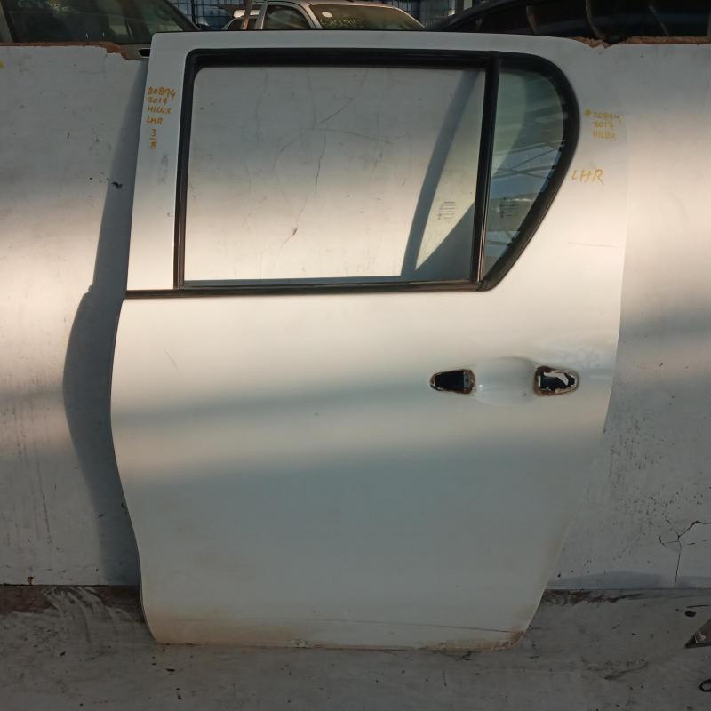 door/sliding rear left