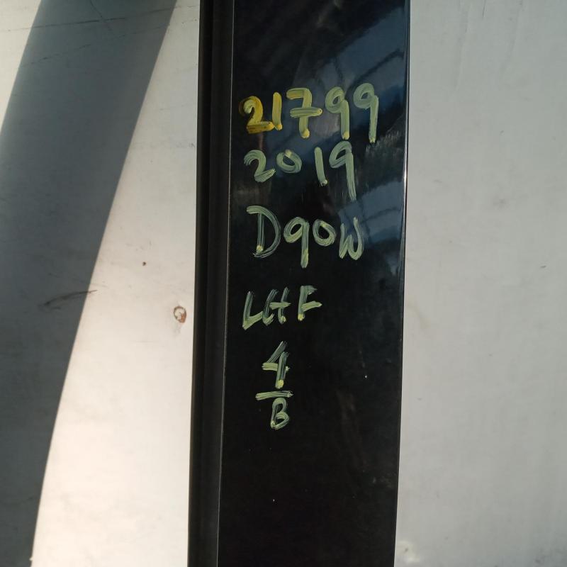 door front left