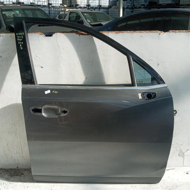 door front right