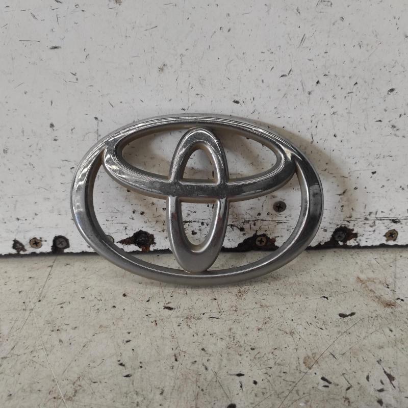 badge