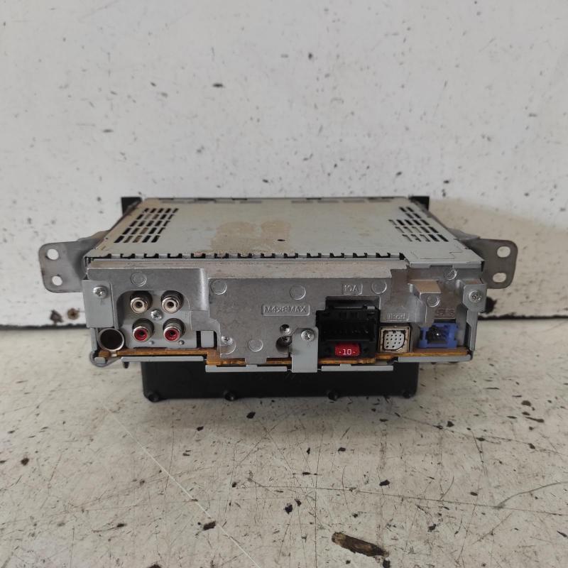 stereo/head unit