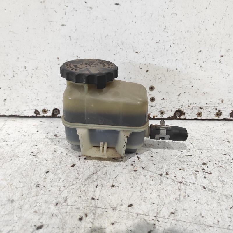 power steering reservoir