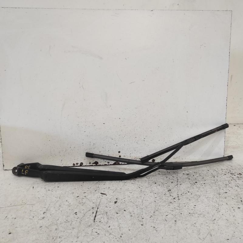 wiper arm