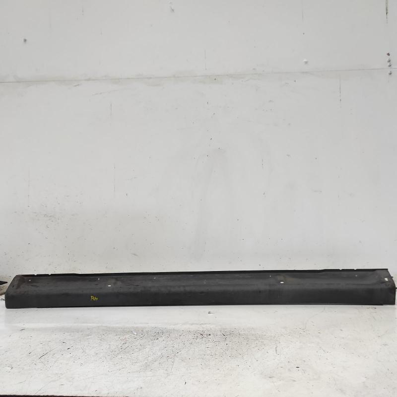 side step skirt