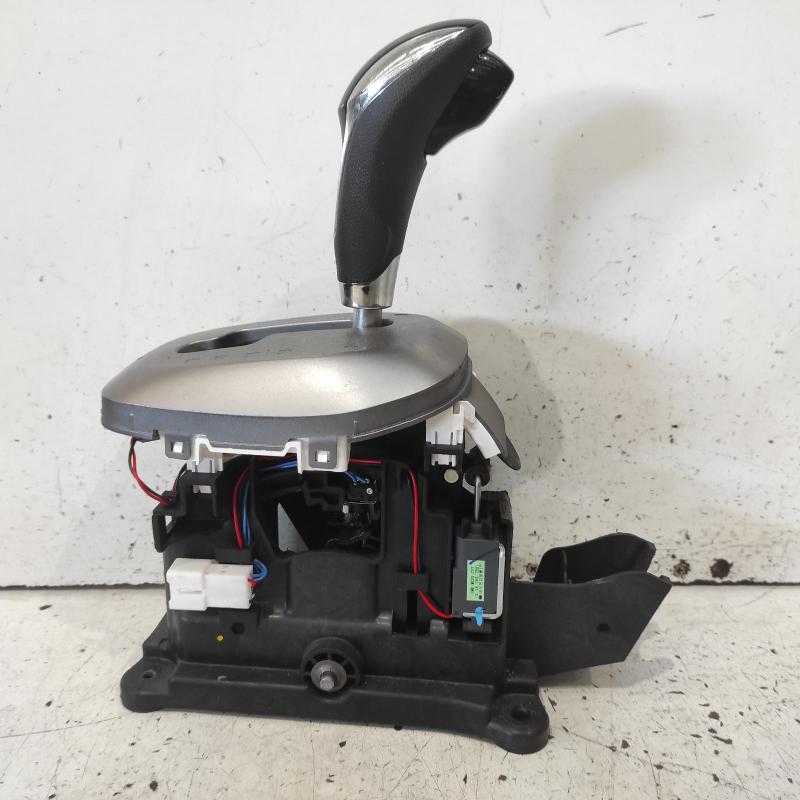 gear stick/shifter