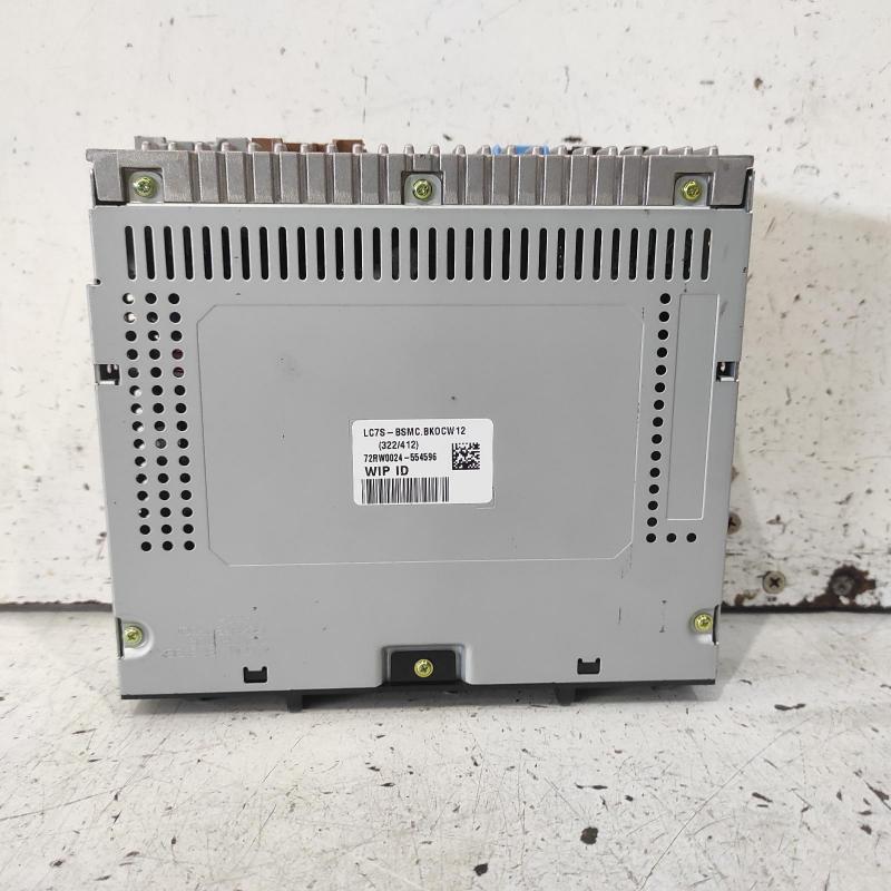 stereo/head unit