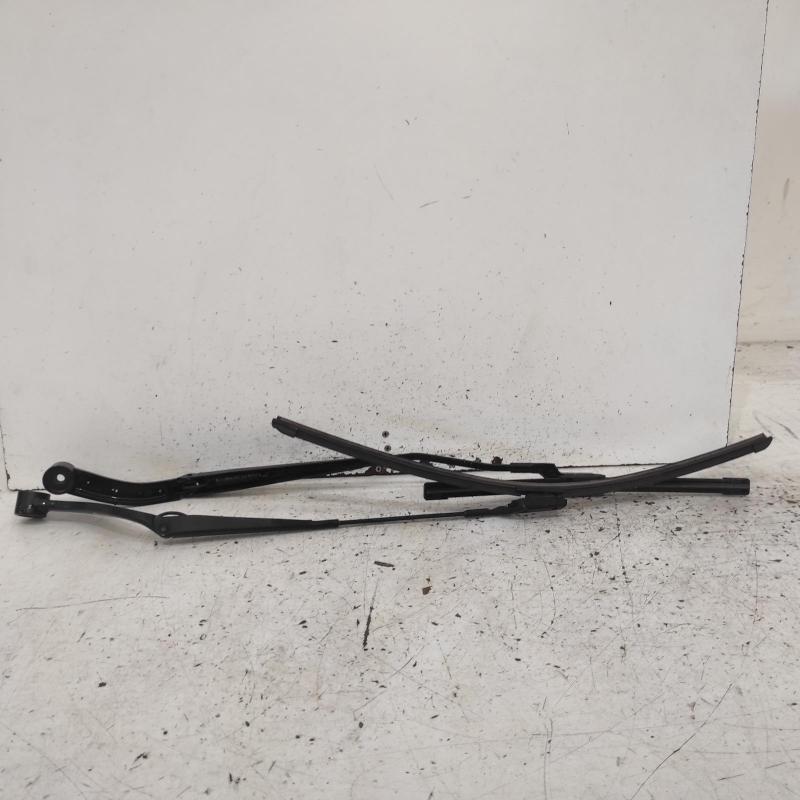 wiper arm